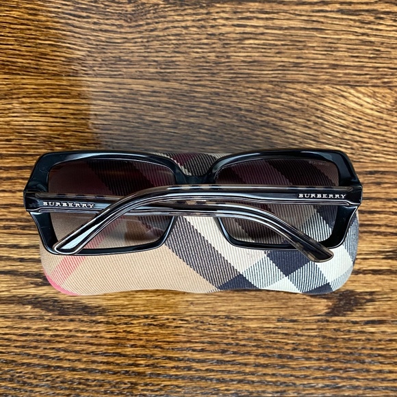 Authentic Burberry Sunglasses - Picture 2 of 14